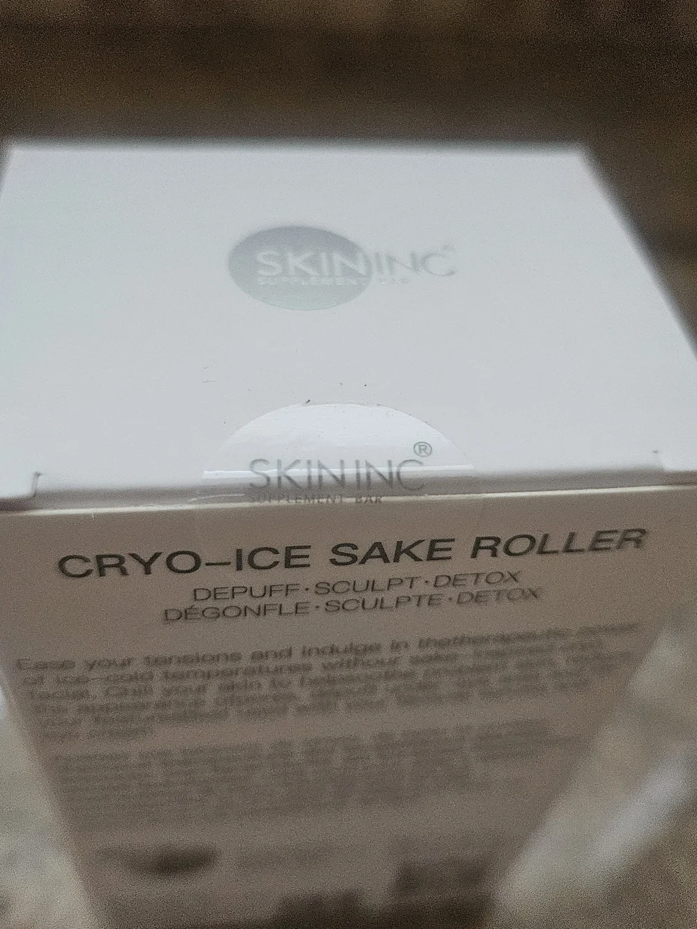 Cold Therapy Facial Roller - Pink and White Ceramic